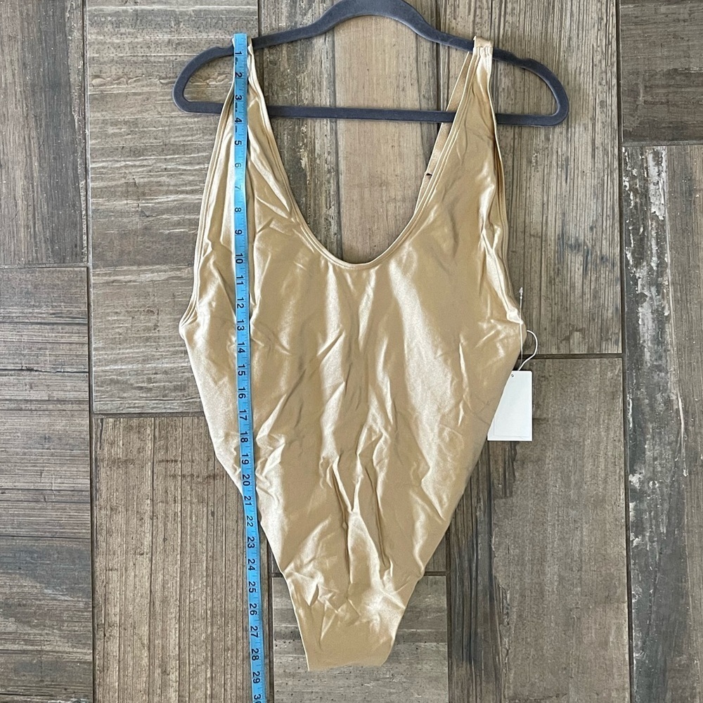 Good American HIGH CUT DEEP BACK ONE PEICE size 6 New - Picture 10 of 10